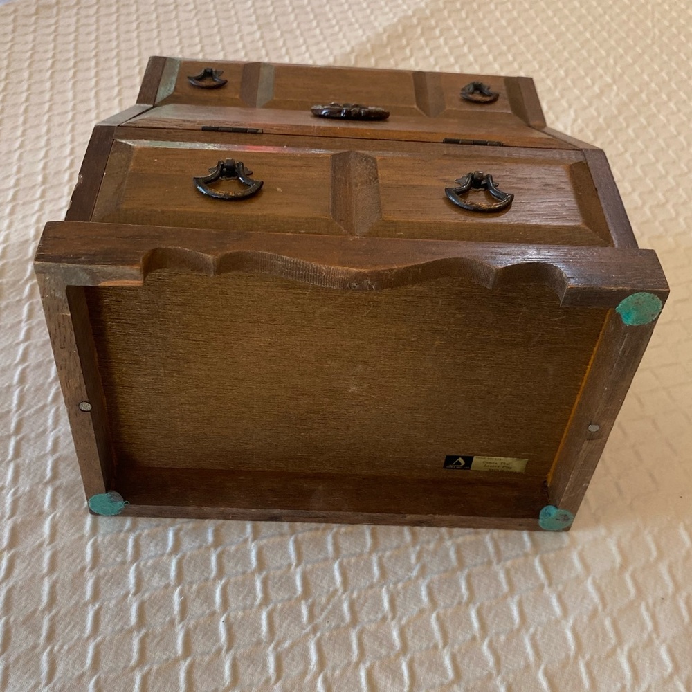 Vintage Wooden Trinket Box with Drop-Front Drawer - Brown. Vintage Music Box. - Picture 9 of 10